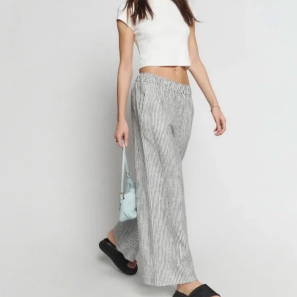 Reformation Gray Striped Wide Leg Pants - Picture 3 of 7